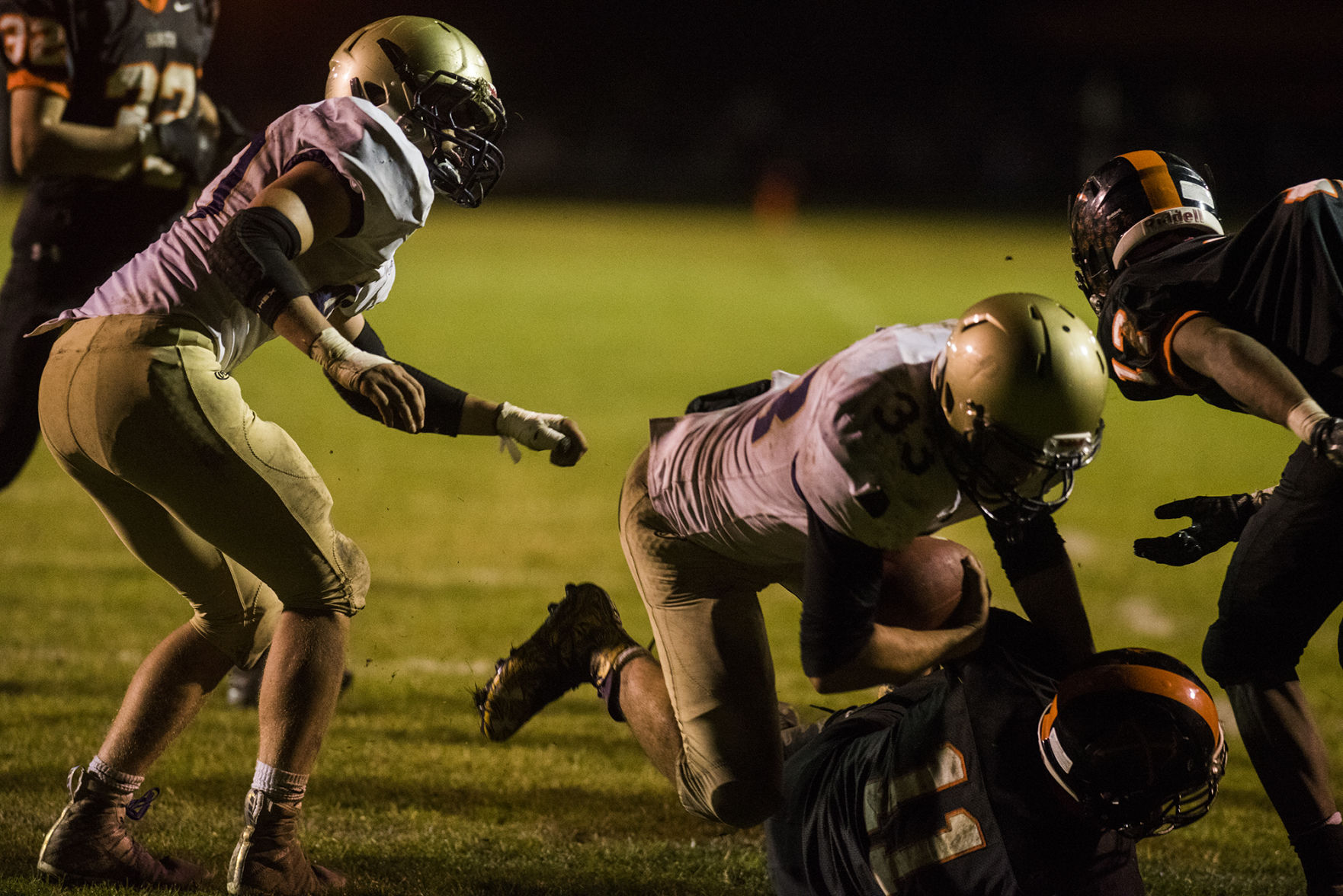 Football: Onalska @ Rainier